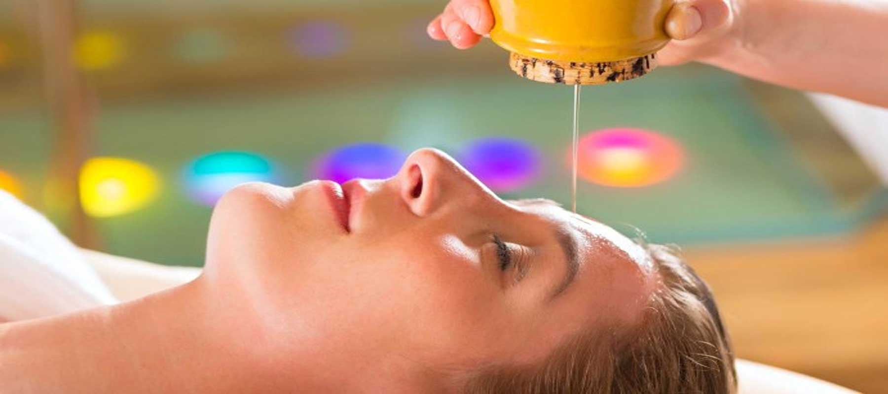 Kerala-Massage-Center-in-Qatar-shirodhara